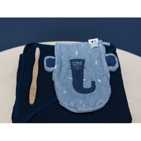 Acheter Pack de 2 gants de toilette Ours et éléphant - Mr. Polar Bear - Mrs. Elephant - 19,99 € en ligne sur La Petite Epicer...