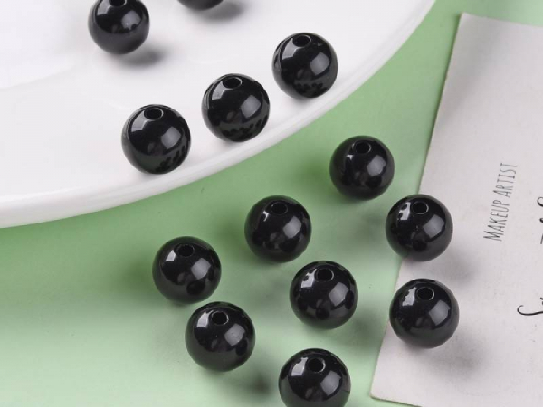 Acheter Lot de 50 perles rondes en acrylique - Noir - 2,59 € en ligne sur La Petite Epicerie - Loisirs créatifs