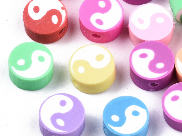 Acheter Lot de 20 perles en pâte polymère - Yin yang - Couleur aléatoire - 1,79 € en ligne sur La Petite Epicerie - Loisirs c...