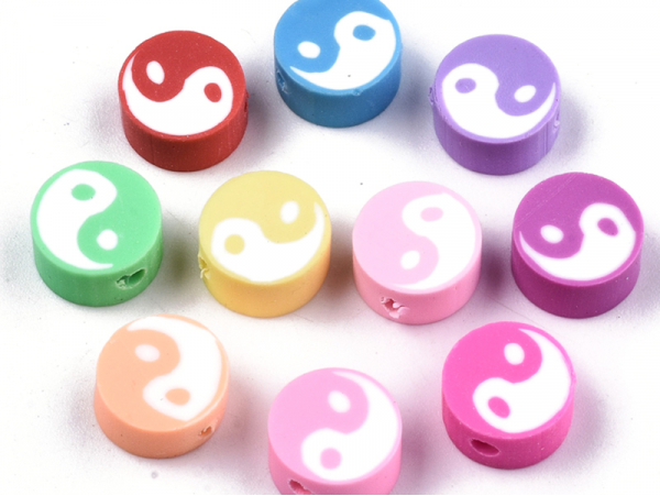 Acheter Lot de 20 perles en pâte polymère - Yin yang - Couleur aléatoire - 1,79 € en ligne sur La Petite Epicerie - Loisirs c...