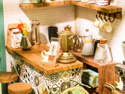 Acheter Pièce miniature - Le café de Simon - 49,99 € en ligne sur La Petite Epicerie - Loisirs créatifs