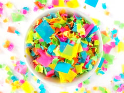 Acheter Mélange de confettis Années 90 - Tons fluo - 9,99 € en ligne sur La Petite Epicerie - Loisirs créatifs