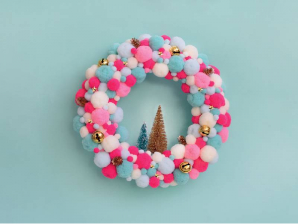Acheter Kit couronne de Noël - Pop - 16,99 € en ligne sur La Petite Epicerie - Loisirs créatifs