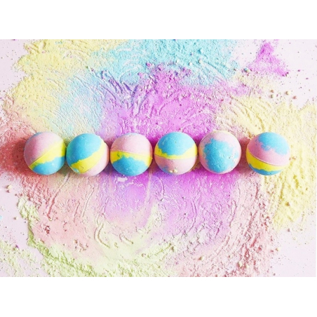 Acheter Boule de bain Rainbow tea - Bomb Cosmetics - 3,79 € en ligne sur La Petite Epicerie - Loisirs créatifs