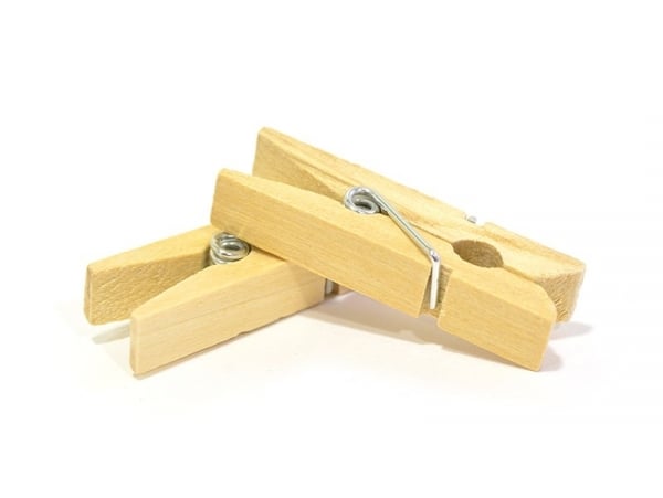 Acheter 50 mini pinces à linge en bois - naturel - 3,90 € en ligne sur La Petite Epicerie - Loisirs créatifs