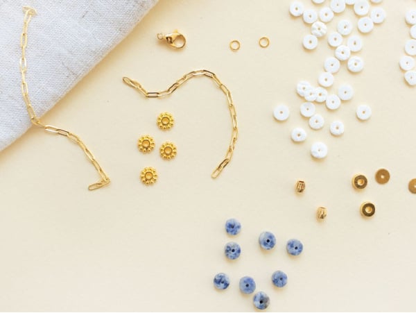 Créez votre collier en perles heishi et Jaspe avec ce kit DIY !