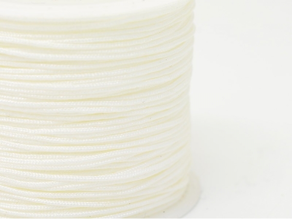 1 m of braided nylon cord, 1 mm - white 1 m of braided nylon cord, 1 mm - white