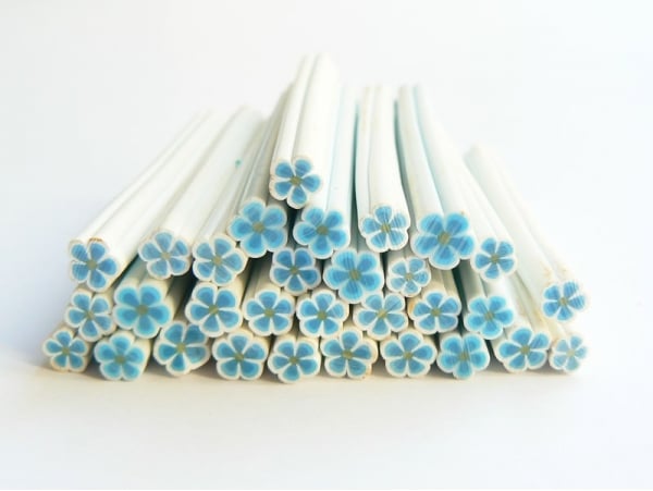 Acheter Cane paquerette bleue et blanche - 0,49 € en ligne sur La Petite Epicerie - Loisirs créatifs