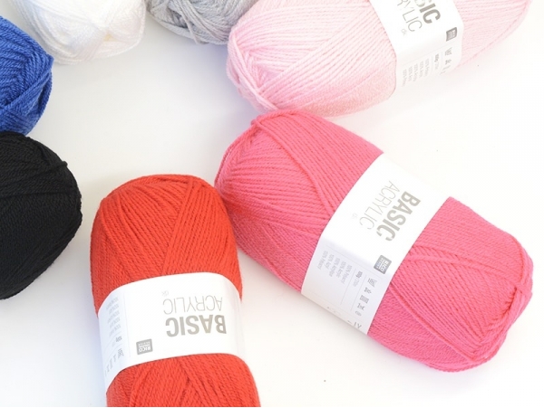 Acheter Laine à tricoter "Basic Acrylic" - rouge - 3,30 € en ligne sur La Petite Epicerie - Loisirs créatifs