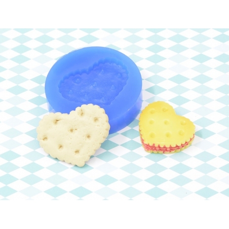 Acheter Moule en silicone - Biscuit grand coeur - 3,90 € en ligne sur La Petite Epicerie - Loisirs créatifs