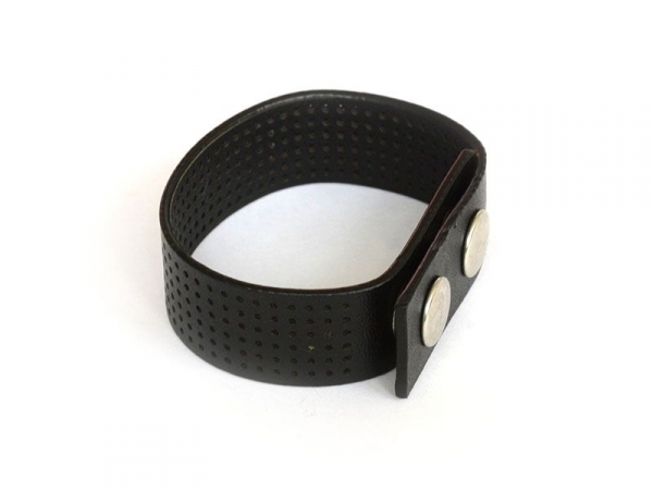Acheter Bracelet fin à broder - Noir - 4,50 € en ligne sur La Petite Epicerie - Loisirs créatifs