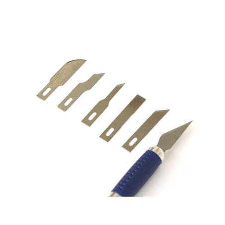 Acheter Cutter scalpel de bricolage + 6 lames - 11,90 € en ligne sur La Petite Epicerie - Loisirs créatifs