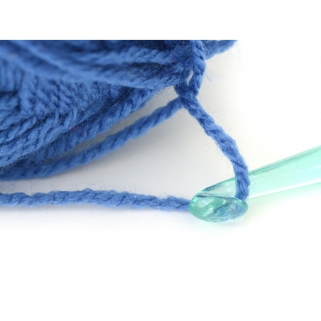 Acheter Crochet fluo 6,5 mm - Plastique - 2,80 € en ligne sur La Petite Epicerie - Loisirs créatifs