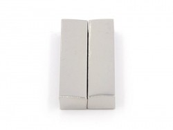 Acheter Fermoir aimanté rectangulaire 37 mm - couleur argenté - 4,60 € en ligne sur La Petite Epicerie - Loisirs créatifs