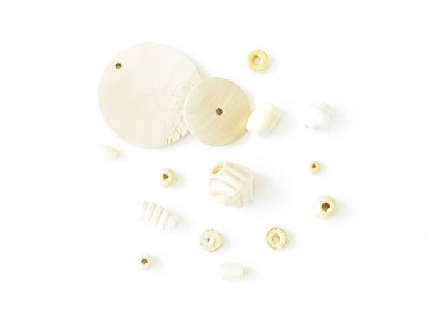 Acheter 10 perles en bois - Rondelle 8 mm - 0,39 € en ligne sur La Petite Epicerie - Loisirs créatifs