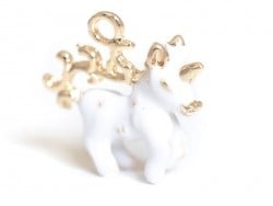 Acheter Breloque licorne blanche émaillée - 3,80 € en ligne sur La Petite Epicerie - Loisirs créatifs