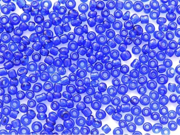 Acheter Tube de 350 perles transparentes - bleu marine - 0,99 € en ligne sur La Petite Epicerie - Loisirs créatifs