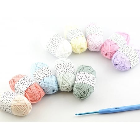 Acheter 10 mini pelotes coton - pastel - 8,35 € en ligne sur La Petite Epicerie - Loisirs créatifs
