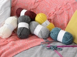 Acheter Laine à tricoter Twist - Anthracite - 9,95 € en ligne sur La Petite Epicerie - Loisirs créatifs