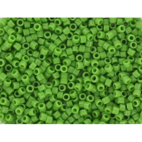 Acheter Miyuki delicas 11/0 - Opaque green 724 - 1,69 € en ligne sur La Petite Epicerie - Loisirs créatifs