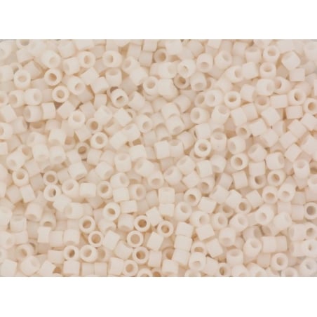 Acheter Miyuki delicas 11/0 - Opaque matte bisque white 1510 - 2,49 € en ligne sur La Petite Epicerie - Loisirs créatifs