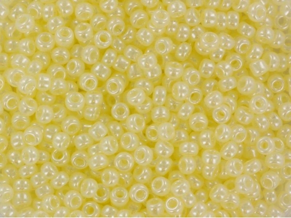 Acheter Rocailles Miyuki 11/0 - Ceylon yellow cream 11-513 - 1,29 € en ligne sur La Petite Epicerie - Loisirs créatifs
