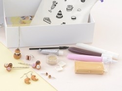Acheter Kit DIY mes bijoux gourmands - pâtisserie française - 24,99 € en ligne sur La Petite Epicerie - Loisirs créatifs