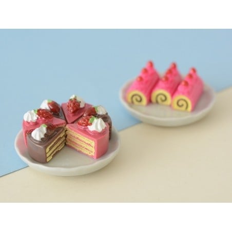 Acheter Cabochon gâteau roulé à la fraise - 0,89 € en ligne sur La Petite Epicerie - Loisirs créatifs