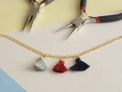 Acheter Pendentif pompon - gris - 0,59 € en ligne sur La Petite Epicerie - Loisirs créatifs