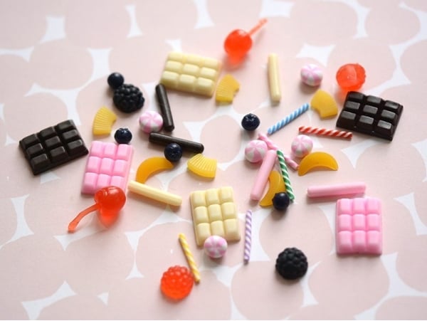 Acheter Un cabochon bonbon rose - 0,79 € en ligne sur La Petite Epicerie - Loisirs créatifs