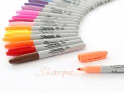 Acheter Lot de 24 marqueurs Sharpie - pointe fine - 32,99 € en ligne sur La Petite Epicerie - Loisirs créatifs