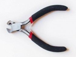 Acheter Pince coupante - tête plate - 4,99 € en ligne sur La Petite Epicerie - Loisirs créatifs