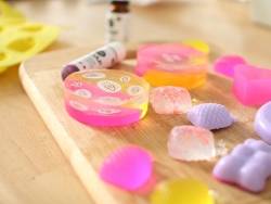 Acheter Savon à mouler transparent - 500Gr - 11,99 € en ligne sur La Petite Epicerie - Loisirs créatifs