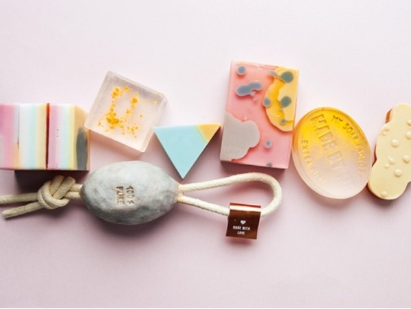 Acheter Pigments pour savon - Or - 5,49 € en ligne sur La Petite Epicerie - Loisirs créatifs