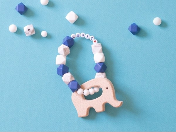 Acheter Perle géométrique de 14 mm en silicone - bleu marine - 0,99 € en ligne sur La Petite Epicerie - Loisirs créatifs