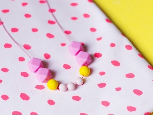 Acheter Perle ronde 12 mm en silicone - rose clair - 0,59 € en ligne sur La Petite Epicerie - Loisirs créatifs