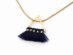 Acheter Pendentif triangle doré à pompons - noir - 1,89 € en ligne sur La Petite Epicerie - Loisirs créatifs
