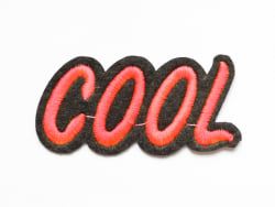 Acheter Écusson thermocollant - Cool - 2,49 € en ligne sur La Petite Epicerie - Loisirs créatifs
