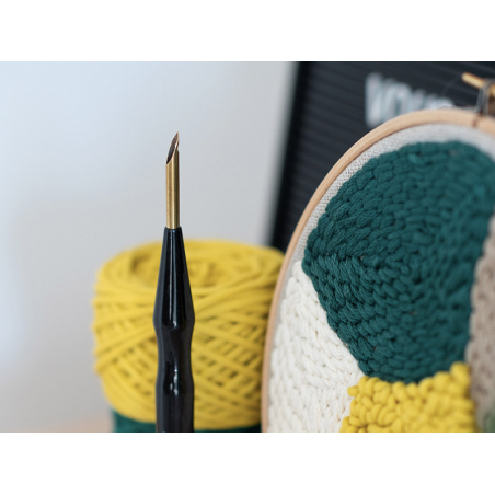 Acheter Punch needle / aiguille magique pour laine 8-10 mm - 6,55 € en ligne sur La Petite Epicerie - Loisirs créatifs