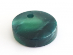 Acheter Pendentif sequin 10 mm vert écaille de tortue en acétate - 0,39 € en ligne sur La Petite Epicerie - Loisirs créatifs