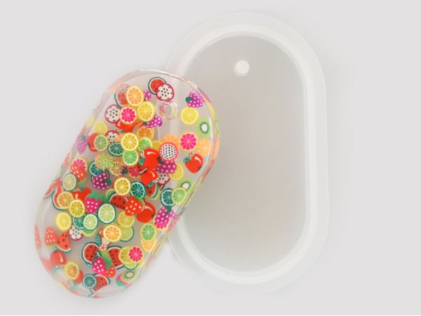 Acheter Moule en silicone - pendentif rectangle arrondi 7 cm - 3,99 € en ligne sur La Petite Epicerie - Loisirs créatifs