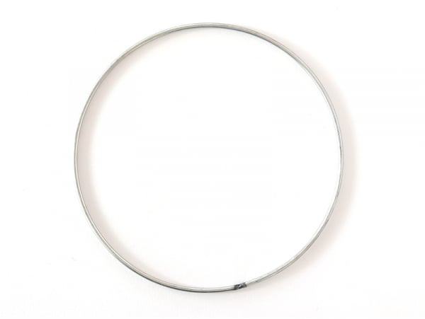Acheter Cercle en métal argenté 15 cm - Idéal pour attrape-rêves - 1,99 € en ligne sur La Petite Epicerie - Loisirs créatifs