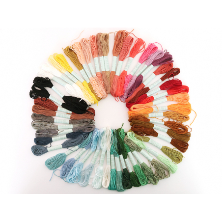 Acheter Lot de 50 échevettes- couleurs assorties - 7,99 € en ligne sur La Petite Epicerie - Loisirs créatifs