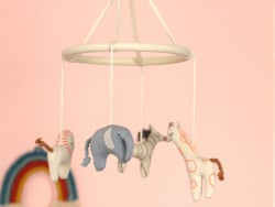 Acheter Mobile bébé Safari - Meri Meri - 55,99 € en ligne sur La Petite Epicerie - Loisirs créatifs