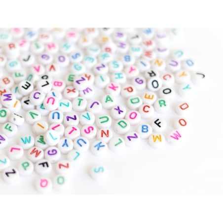Acheter 200 perles lettres alphabet rondes multicolores - 3,99 € en ligne sur La Petite Epicerie - Loisirs créatifs
