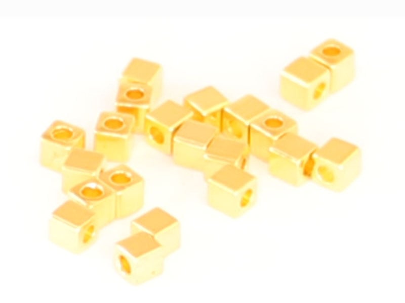 Acheter 20 perles cubes en laiton doré - 3mm - 1,49 € en ligne sur La Petite Epicerie - Loisirs créatifs