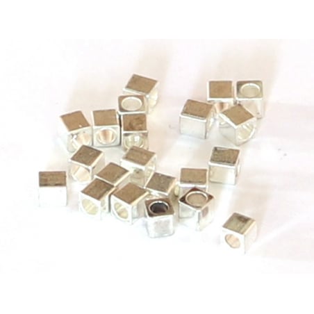 Acheter 20 perles cubes en laiton argenté - 3mm - 1,49 € en ligne sur La Petite Epicerie - Loisirs créatifs