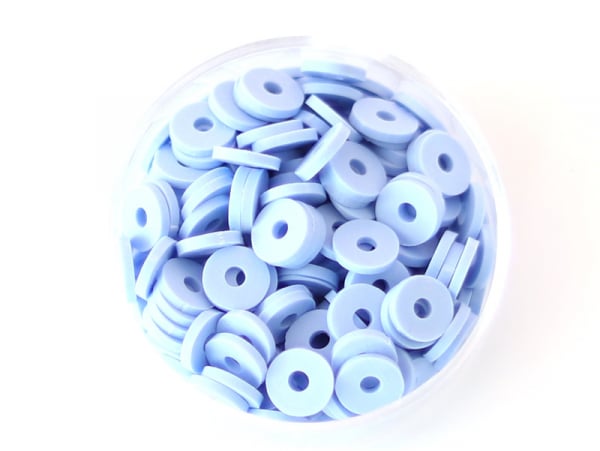 Acheter Boite de perles rondelles heishi 6 mm - bleu pastel - 2,59 € en ligne sur La Petite Epicerie - Loisirs créatifs