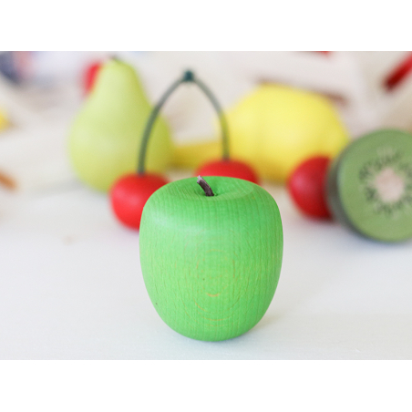 Acheter Pomme verte - jouet fruit en bois pour dinette - 1,99 € en ligne sur La Petite Epicerie - Loisirs créatifs