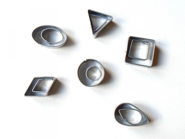 12 mini biscuit cutters 12 mini biscuit cutters